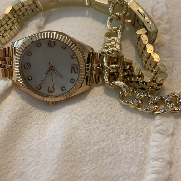 Vintage Watch and Bracelet Set - Picture 3 of 3